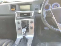 Volvo V60 лот № 32 оценка 3.5  с аукциона в Японии 4