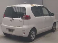 Toyota PORTE лот № 89033 оценка 2  с аукциона в Японии 1