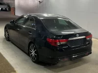 Toyota MARK X лот № 3050 оценка 3.5  с аукциона в Японии 1