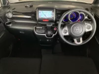 Honda N BOX лот № 3051 оценка 4  с аукциона в Японии 2