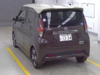 Nissan DAYZ лот № 8001 оценка R  с аукциона в Японии 1