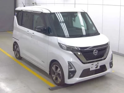 Nissan ROOX  с аукциона в Японии