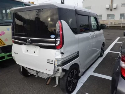 Nissan ROOX  с аукциона в Японии