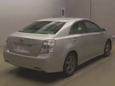 Toyota SAI  с аукциона в Японии