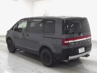 Mitsubishi DELICA D5 лот № 2105 оценка 3.5  с аукциона в Японии 1