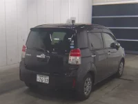 Toyota SPADE лот № 15 оценка 3  с аукциона в Японии 4