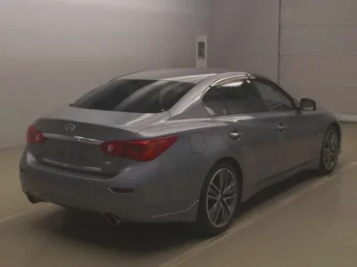 Nissan SKYLINE  с аукциона в Японии