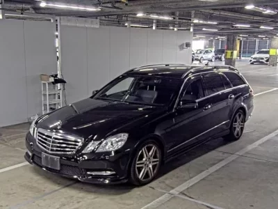 Mercedes-Benz E CLASS WAGON