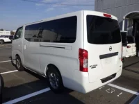 Nissan CARAVAN VAN лот № 8019 оценка R  с аукциона в Японии 1