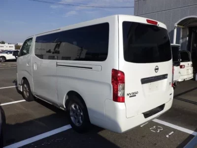 Nissan CARAVAN VAN  с аукциона в Японии