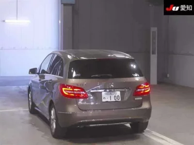 Mercedes-Benz B CLASS