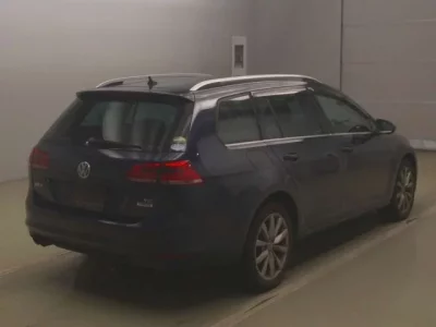 Volkswagen GOLF VARIANT  с аукциона в Японии