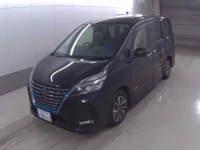 Nissan SERENA  с аукциона в Японии