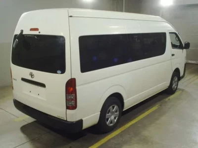 Toyota HIACE VAN  с аукциона в Японии