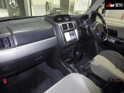Mitsubishi PAJERO IO