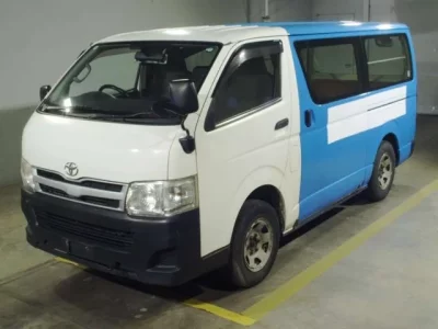 Toyota REGIUS ACE VAN  с аукциона в Японии