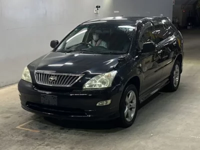 Toyota HARRIER  с аукциона в Японии