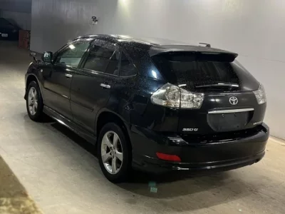 Toyota HARRIER  с аукциона в Японии