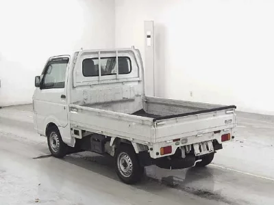Suzuki CARRY TRUCK  с аукциона в Японии