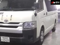 Toyota HIACE лот № 4070 оценка 3.5  с аукциона в Японии 6