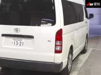 Toyota HIACE лот № 4070 оценка 3.5  с аукциона в Японии 7
