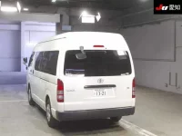 Toyota HIACE лот № 4070 оценка 3.5  с аукциона в Японии 1