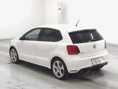 Volkswagen POLO  с аукциона в Японии