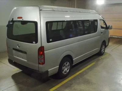 Toyota HIACE VAN  с аукциона в Японии