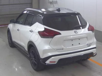 Nissan KICKS