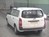 Toyota PROBOX лот № 8013 оценка R  с аукциона в Японии 1