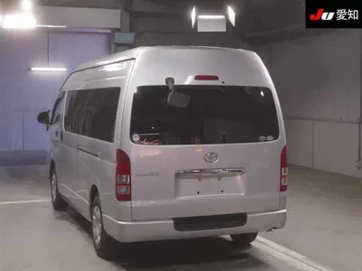 Toyota REGIUS ACE VAN  с аукциона в Японии