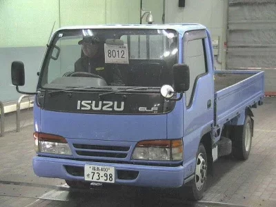 Isuzu ELF  с аукциона в Японии