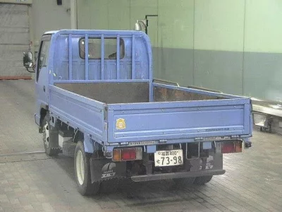 Isuzu ELF  с аукциона в Японии