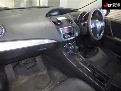 Mazda AXELA  с аукциона в Японии