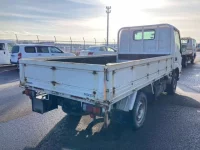 Toyota DYNA лот № 63505 оценка 3.5  с аукциона в Японии 1