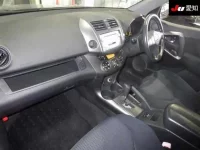 Toyota RAV4 лот № 71477 оценка 4  с аукциона в Японии 2