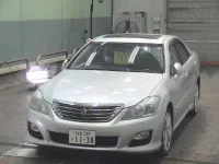 Toyota CROWN лот № 7117 оценка 3.5  с аукциона в Японии 2