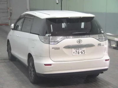 Toyota ESTIMA HYBRID  с аукциона в Японии