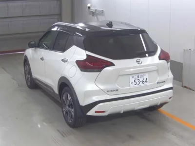 Nissan KICKS