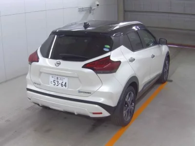 Nissan KICKS