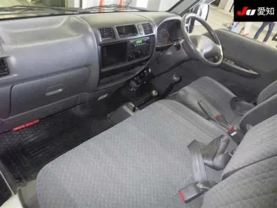 Mazda BONGO  с аукциона в Японии