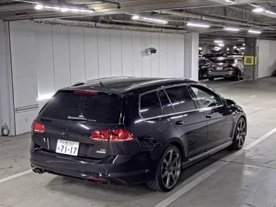 Volkswagen GOLF VARIANT