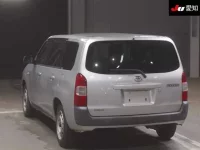 Toyota SUCCEED лот № 1032 оценка 3.5  с аукциона в Японии 1