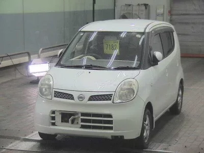Nissan MOCO  с аукциона в Японии