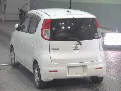 Nissan MOCO  с аукциона в Японии