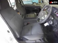 Toyota REGIUS ACE VAN лот № 4181 оценка 3  с аукциона в Японии 5