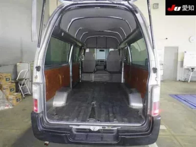 Nissan CARAVAN VAN  с аукциона в Японии