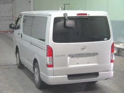 Toyota REGIUS ACE VAN