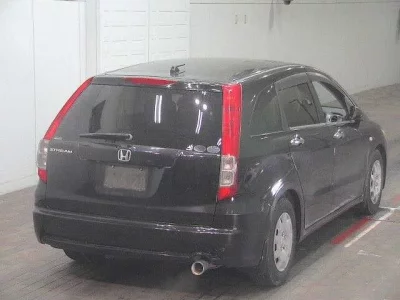 Honda STREAM  с аукциона в Японии