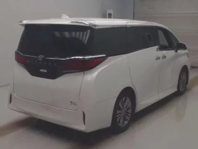Toyota ALPHARD  с аукциона в Японии